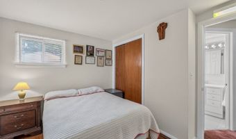 10 Frances Rd, Bayonne, NJ 07035