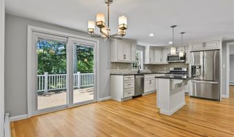 88 Grand View Rd, East Greenwich, RI 02818