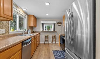 1631 N WILMER St, Appleton, WI 54911