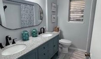 1638 W Palm Dr, Aransas Pass, TX 78336