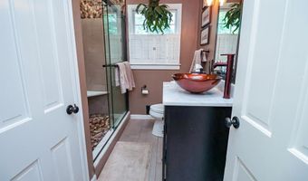 205 Valley Dr, Americus, GA 31709