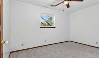 4040 Sheridan Rd, Bartlesville, OK 74006