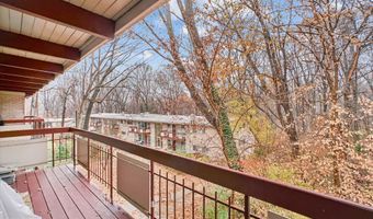 4333 AMERICANA Dr 203, Annandale, VA 22003