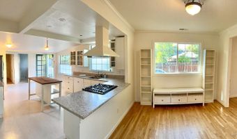 1101 Burbank Ave, Santa Rosa, CA 95407