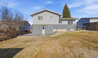 609 RIDGELAND St, Cheyenne, WY 82009