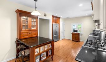 184 Hillside Ave, Bedminster, NJ 07921