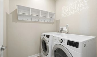 2572 S Escondido Blvd 808, Escondido, CA 92025