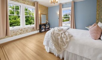 1684 IRVING Ave, Astoria, OR 97103