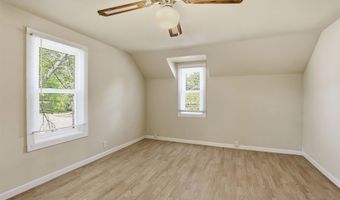 521 E CALUMET St, Appleton, WI 54915
