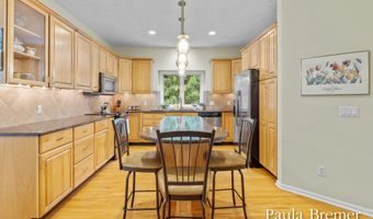 5429 Grand Valley Ct NE, Ada, MI 49301