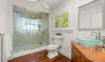 810 N Kalaheo Ave F, Kailua, HI 96734