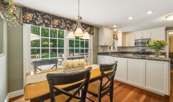 14 High Hill Rd, Canton, CT 06019