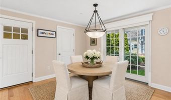 20 Narragansett Ave 306, Narragansett, RI 02882