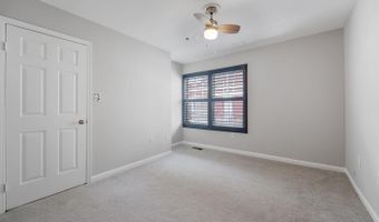 3004 S GLEBE Rd, Arlington, VA 22206