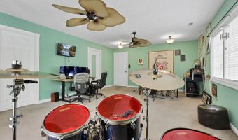 8175 Vore Ridge Rd, Athens, OH 45701