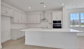 5101 WAYPOINTE Blvd, Apopka, FL 32712