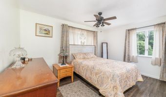 8 Pond Dr, Alloway, NJ 07422