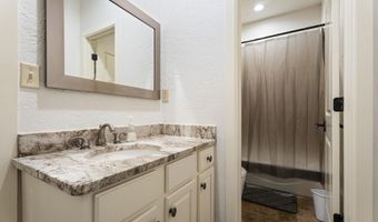 33415 Ridge Rd, Afton, OK 74331