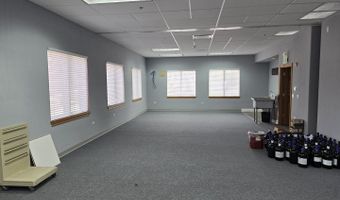 1452 Merchant Dr, Algonquin, IL 60102