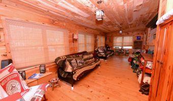 211 High St, Albany, NH 03818