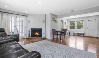 65 Somerset Ter, Bedminster, NJ 07921