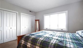 272 N Farm Dr, Bristol, RI 02809