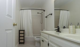 9900 Barston Ct, Alpharetta, GA 30022