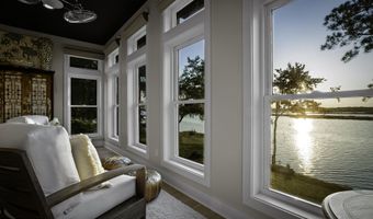 927 N Shore Dr, Biloxi, MS 39532