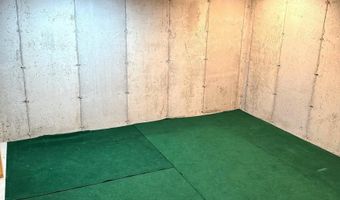 121 N Woodworth St, Algona, IA 50511