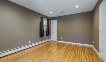 14 Tallahatchie Dr, Alloway, NJ 07461