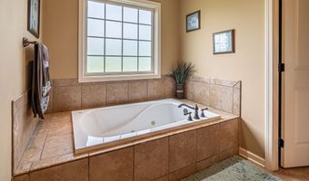 20972 Cheyenne Trl, Abingdon, VA 24211