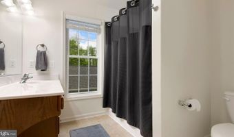 2427 FORT Dr, Alexandria, VA 22303