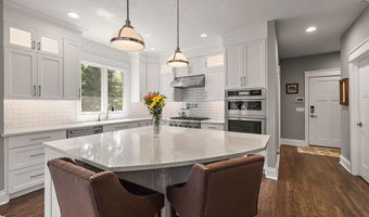 4710 N Catamount Trl NE, Ada, MI 49301