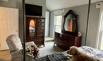 12 Pine Hill Dr, Bath, ME 04530