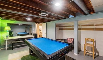 9513 Sequoia Ct, Affton, MO 63123