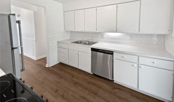 120 Birchwood Dr, Ballwin, MO 63011