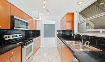 3812 N Circle Dr, Hollywood, FL 33021
