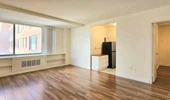 1121 ARLINGTON Blvd 525, Arlington, VA 22209