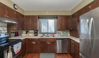 421 6th St, Albany, MN 56307