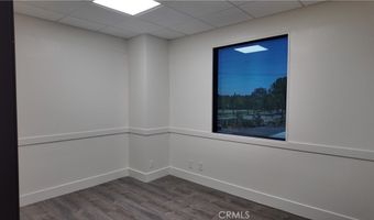 1801 W Romneya Dr, Anaheim, CA 92801