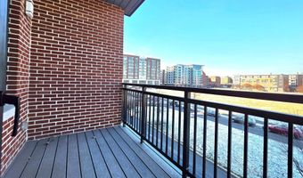 737 SWANN Ave 308, Alexandria, VA 22301