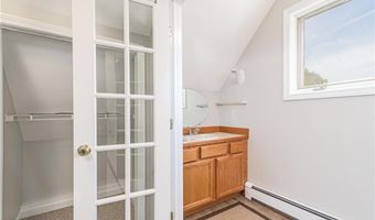 15 Caraway Dr, Johnston, RI 02919