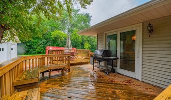 5241 Dommers Dr, Fitchburg, WI 53711