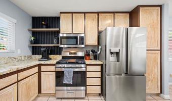 29819 Platanus Dr, Escondido, CA 92026