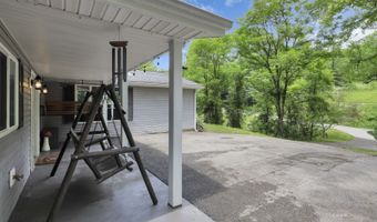 8175 Vore Ridge Rd, Athens, OH 45701