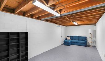 1310 20th St, Ames, IA 50010