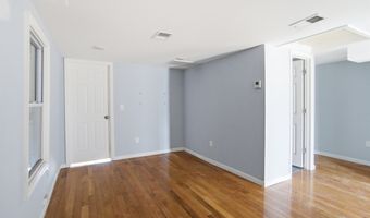 13 COTTAGE St, Bayonne, NJ 07002
