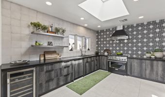 1018 N BOULDER Dr, Carefree, AZ 85377