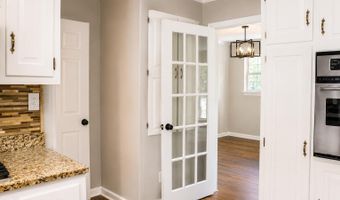 814 Cedar Springs Rd, Athens, TN 37303