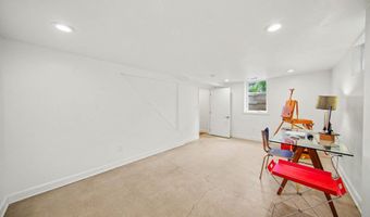 709 Indianola Ave, Ann Arbor, MI 48105